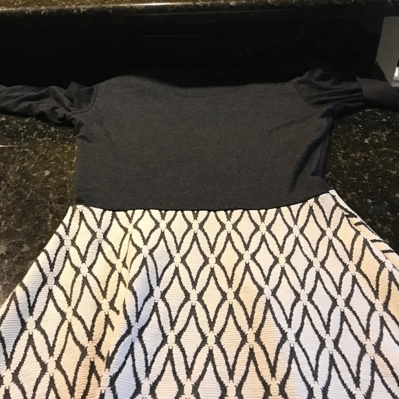 Le Lis dress petite - Picture 3 of 3